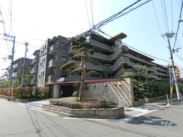 ルネ芦屋川ロザリウムの外観(北東側から)