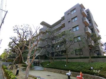 ルネ芦屋川ロザリウムの外観(北西側から)