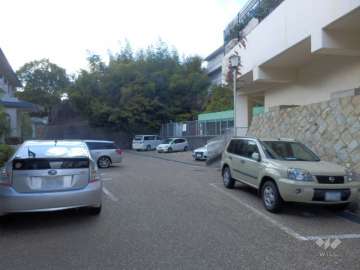 敷地内駐車場（屋外平面式）