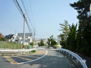 敷地北東側の前面道路