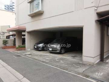 敷地内駐車場（屋内平面式）
