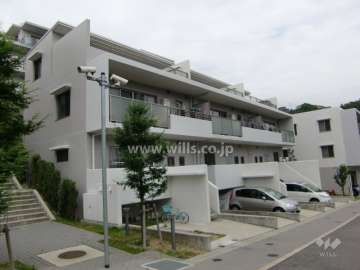 ルネシーズンズガーデン西宮名塩12番館の外観（南西側より）