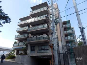 グラン・フェルティ東灘住吉川の外観（南東側から）