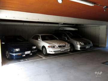 敷地内駐車場（屋内平面式）