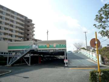 敷地内駐車場（自走式）