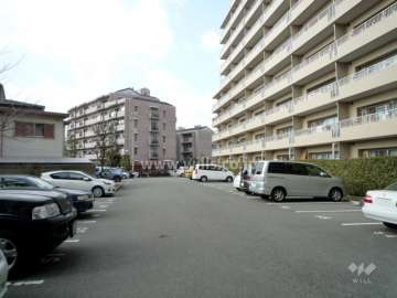 敷地内駐車場（屋外平面式）