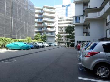 敷地内駐車場（屋外平面式）