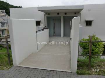 15番館のエントランス