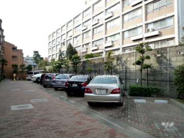 敷地内駐車場（屋外平面式）