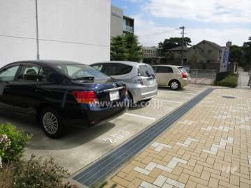 敷地内駐車場（屋外平面式）