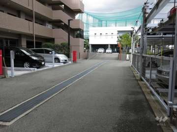 敷地内駐車場（屋外機械式）