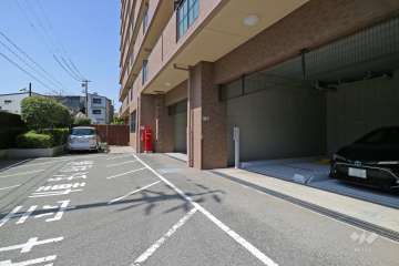 敷地内駐車場（屋外平面式）（屋内機械式）