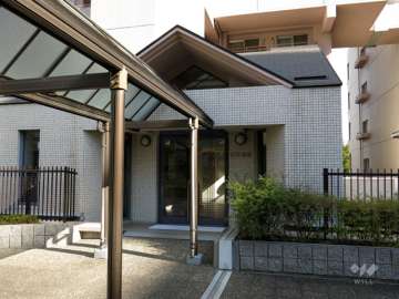 2番館、3番館のエントランス