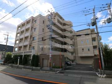 プラウド豊中中桜塚の外観（北東側から）