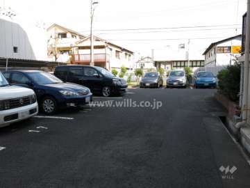 敷地内駐車場（屋外平面式）