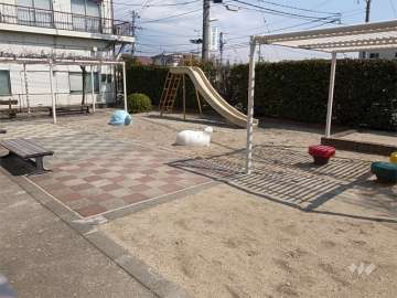 敷地内の広場