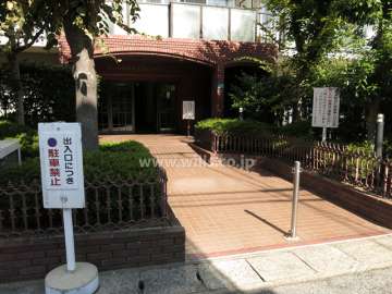 エントランスアプローチ