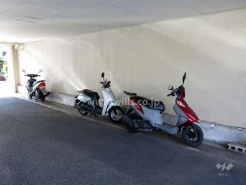 バイク置場