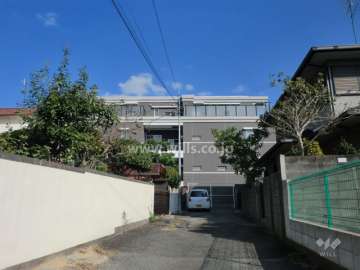 ロジュマン住吉山手の外観（西側から）