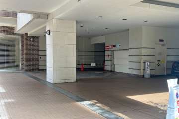 敷地内駐車場（屋内機械式）