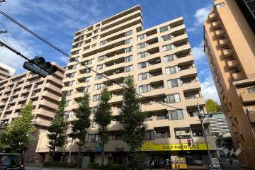東急ドエルアルス音羽の外観（南西側から）