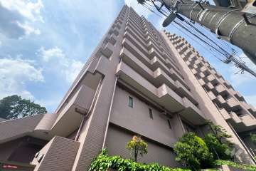 クリオレミントンハウス文京播磨坂の外観（南西側から）
