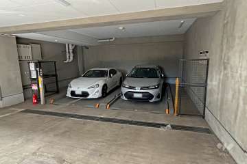 敷地内駐車場（屋内機械式）
