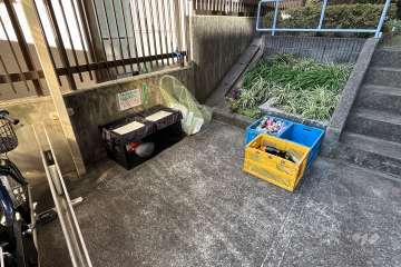 ゴミ置き場