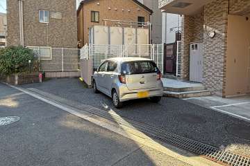敷地内駐車場（屋外平面式）
