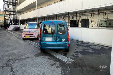 敷地内駐車場（屋外平面式）　　