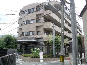 ライオンズマンション池田石橋の外観