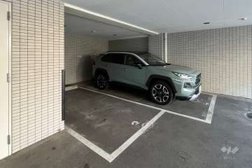 敷地内駐車場（屋内平面式）