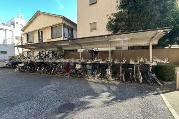 駐輪場（屋根付き）