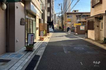 敷地南西側の前面道路