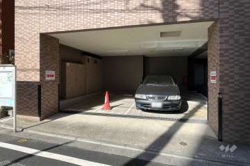 敷地内駐車場（屋内平面式）