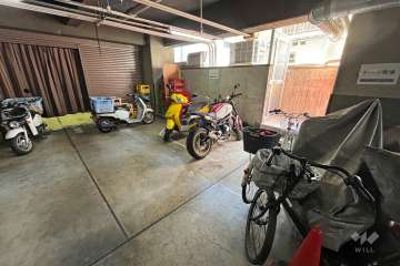 バイク置き場