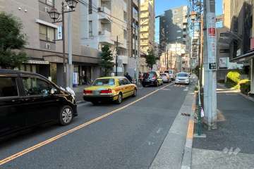 敷地北側の前面道路