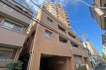 藤和シティホームズ根津の外観（東側から）