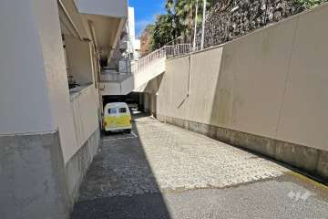 駐車場の出入り口