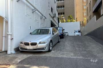 敷地内駐車場（屋外平面式）