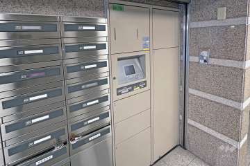 宅配ボックスと共用ポスト