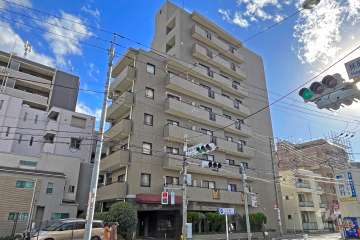 千石パインマンションの外観（北側から）