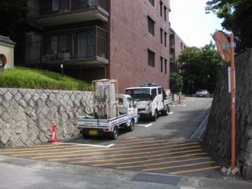 駐車場入り口