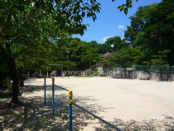 敷地の南側の広がる『春日公園』