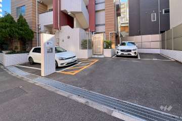敷地内駐車場（屋外平面式）