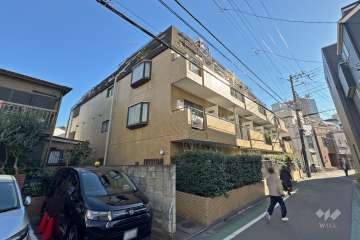 ライオンズマンション本駒込第2の外観（西側から）