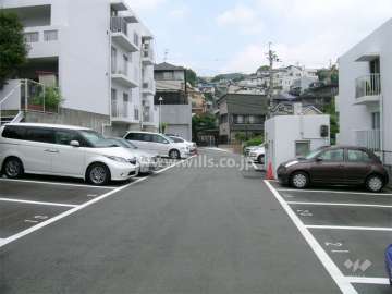 敷地内の駐車場