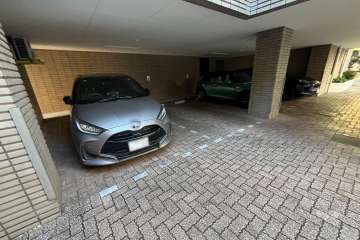 敷地内駐車場（屋内平面式）