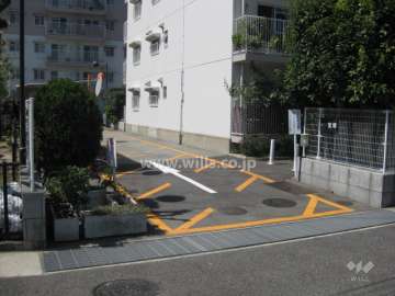 駐車場入り口