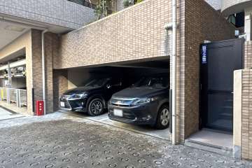 敷地内駐車場（屋内平面式）